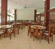 Restaurant 7 Teluk Batik Holiday Apartment