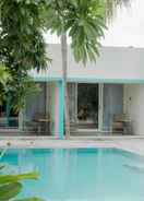 SWIMMING_POOL Ayom Suite Mataram