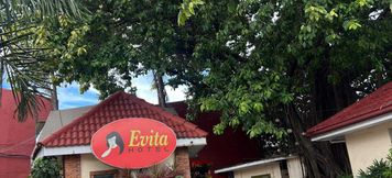 Bên ngoài 2 OYO 1026 Evita Hotel Bacoor