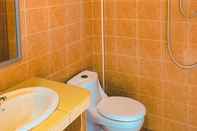 Toilet Kamar Amzar Motel Cenang