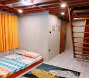 Phòng ngủ 2 Daniella's Loft by Nak Nak 