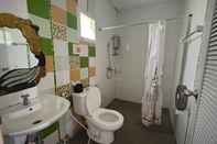 Toilet Kamar The Creek Resort