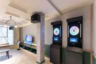 Entertainment Facility Scarletz Suites by Hapy Home