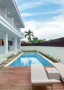 SWIMMING_POOL 