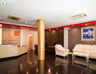 Lobby 2 B2 Korat Night Market Boutique & Budget Hotel