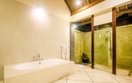 In-room Bathroom 6 Luxury 4BedRoom –Villa AnTan- Central Seminyak