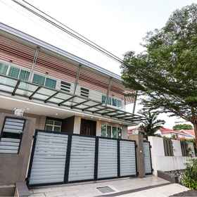 Exterior / Building 1 Private Studio in Bungalow by LilyandLoft, Hotel Kelab Golf & Country Sultan Abdul Aziz Shah