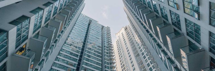 Lobby Regalia Residence by NaiBnB