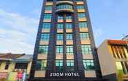 Luar Bangunan 2 Zoom Hotel