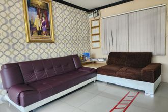 로비 4 ONE Residence