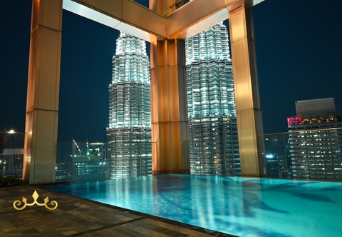 Swimming Pool Tropicana The Residence KLCC Kuala Lumpur by Royal Crown Suites