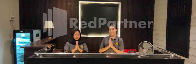 Lobby The Paragon Hotel Cilacap Redpartner