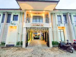 Exterior 4 The Paragon Hotel Cilacap Redpartner