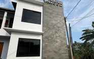 Lobi 4 Kaira Room Guest House Syariah Redpartner