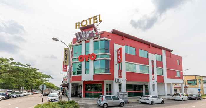 Bangunan Capital O 90903 Blue Bell Hotel