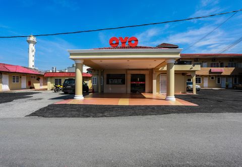 외관 OYO 44094 Bangi Lanai Hotel