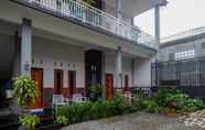 Exterior 4 RedDoorz @ Jalan Dieng 3