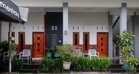 ภายนอกอาคาร 2 RedDoorz @ Jalan Dieng 3