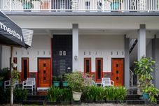 ภายนอกอาคาร RedDoorz @ Jalan Dieng 3