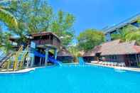 สระว่ายน้ำ Malibest Resort Langkawi