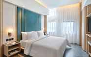 Kamar Tidur 3 VIVERE Hotel, ARTOTEL Curated