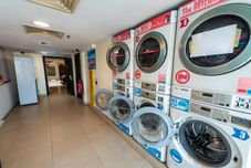 CleanAccommodation Resort Suites at Pyramid Tower by GL Staycation