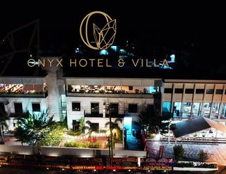 Luar Bangunan 2 Onyx Hotel & Villa