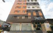 Exterior 2 Sans Hotel at One JD Place Makati by RedDoorz