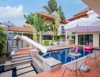 Kolam Renang 2 Berich Poolvilla pattaya