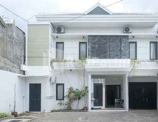 Exterior 2 Rumah Daun Timoho Yogyakarta RedPartner