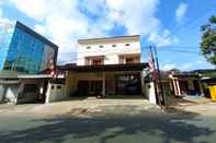 Exterior Kresna Guesthouse Pacitan