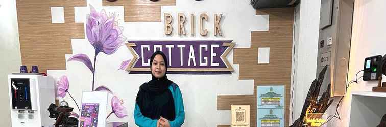 Lobi OYO 90907 Brick Cottage Homes 