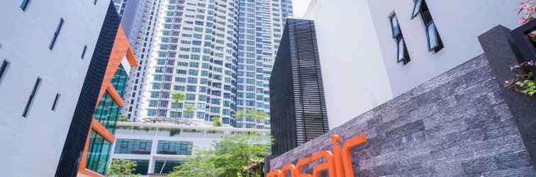 Lobby Mid Valley Megamall View Southkey Mosaic 3BR 2Free @ Natol