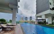 Kolam Renang 6 Mid Valley Megamall View Southkey Mosaic 3BR 2Free @ Natol