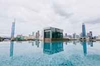 Swimming Pool One Residences @ Chan Sow Lin 
