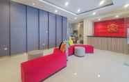 Lobby 3 RedDoorz plus @ UNO Jalan Merak Samarinda