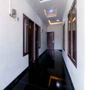 Lobby 4 Limo Depok Residence RedPartner