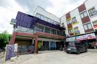 Exterior Urbanview SRB Cibubur by RedDoorz