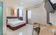 Bedroom 7 Life Hotel Soekarno Hatta Makassar