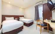 Bedroom 6 Life Hotel Soekarno Hatta Makassar