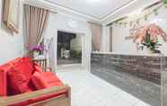 Lobby 2 RedDoorz @ Hotel Arwana Tugu Puncak