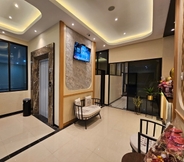 Lobby 2 Viena Hotel Purwokerto