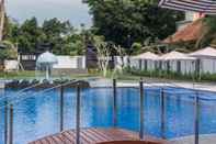 Kolam Renang The Wujil Resort & Conventions