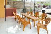 Common Space Urbanview Hotel Nerine's Glamping Village Cipanas by RedDoorz