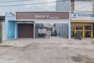 Luar Bangunan 4 RedDoorz Syariah near Alun Alun Palimanan