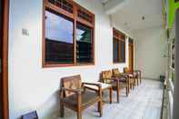 Quầy bar, cafe và phòng lounge Prayogo Style Inn Prawirotaman Yogyakarta