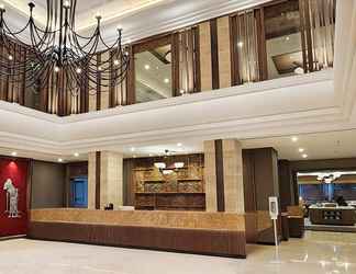 Lobi 2 Swiss-Belhotel Airport Yogyakarta