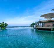 Hồ bơi 2 KOI Resort & Residence Da Nang