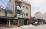 Exterior 4 Urbanview Hotel Residence 446 Tanjung Duren