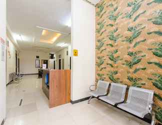 Lobby 2 Urbanview Hotel Residence 446 Tanjung Duren